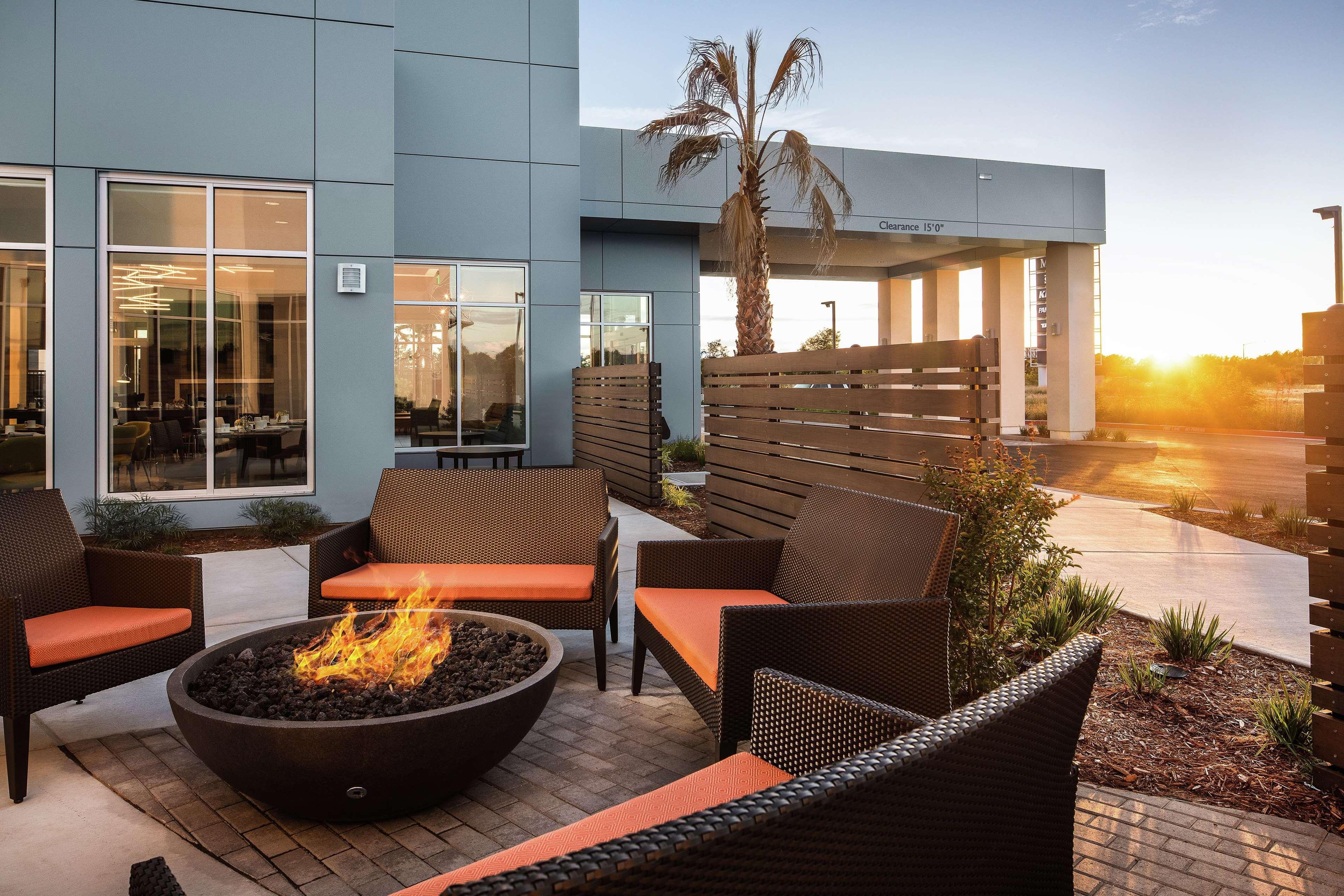 Hilton Garden Inn Sacramento Airport Natomas Exterior foto